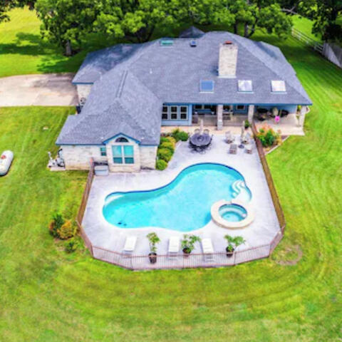 ♥Relaxing Oasis♥Pool♥ Spa♥Steam shower☀ 3-Acre Backyard, Games/Activities!